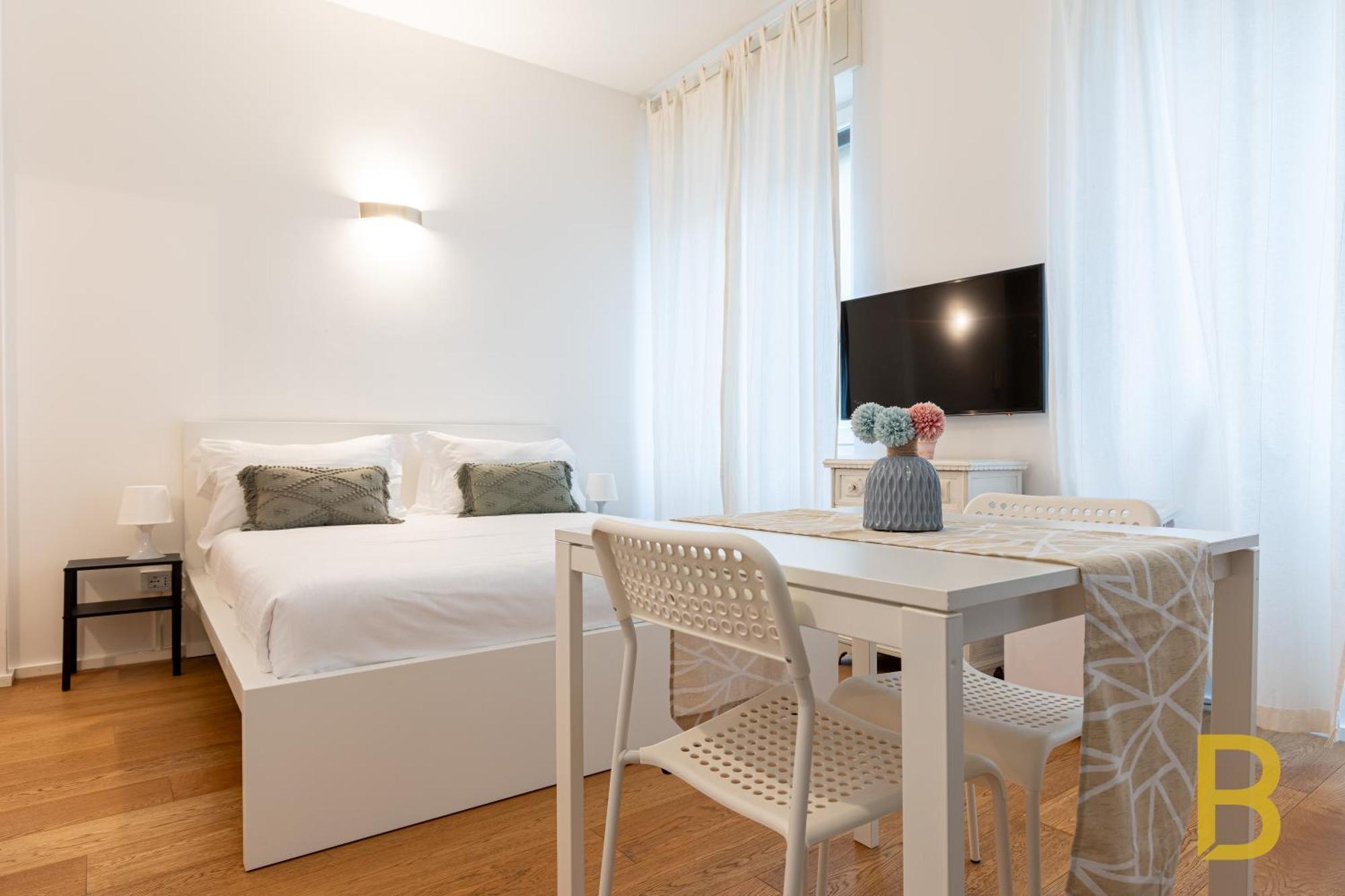 Beplace In De Amicis * Milano
